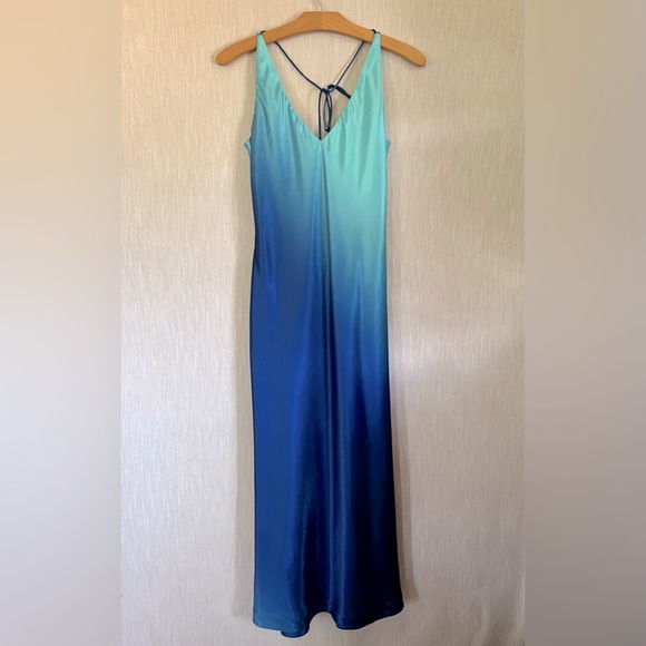 Morgan and Co. Satin Midi Dress - Picture 2 of 13
